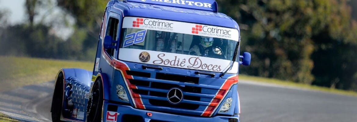 Danilo Dirani abre treinos na dianteira em Curitiba