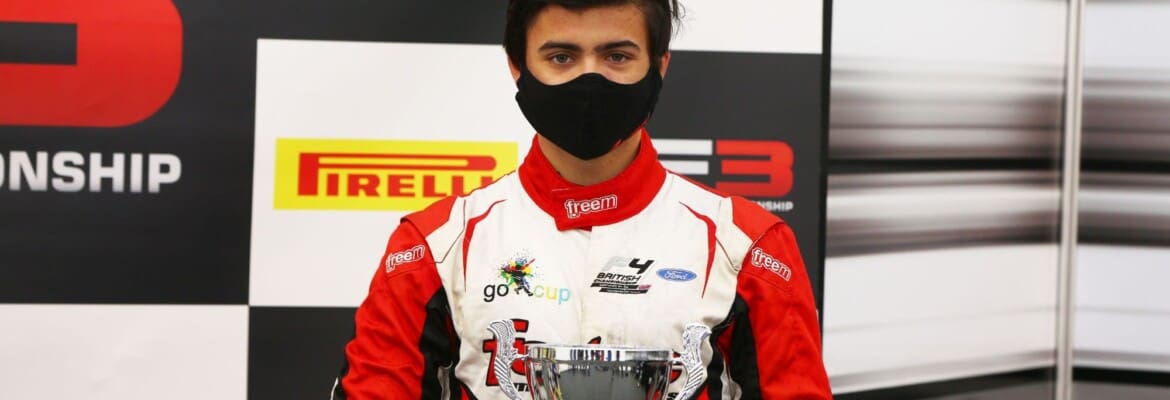 Roberto Faria conquista pódio inédito pela F3 Britânica em Silverstone