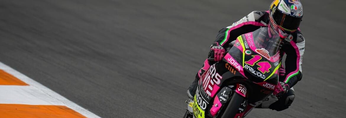 Arbolino alcança Fernandez, vence e abre disputa a três por título da Moto3