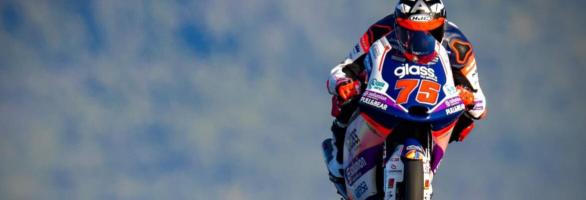 Arenas chega em 12º e garante título da Moto3; Fernandez vence em Portugal