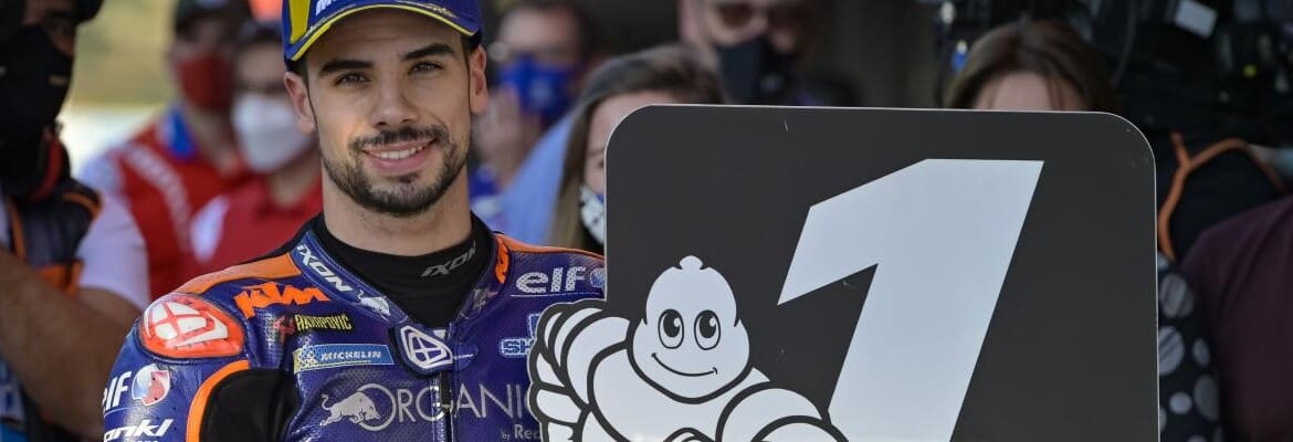 Oliveira sobra e vence fácil corrida de casa em Portugal; Mir abandona