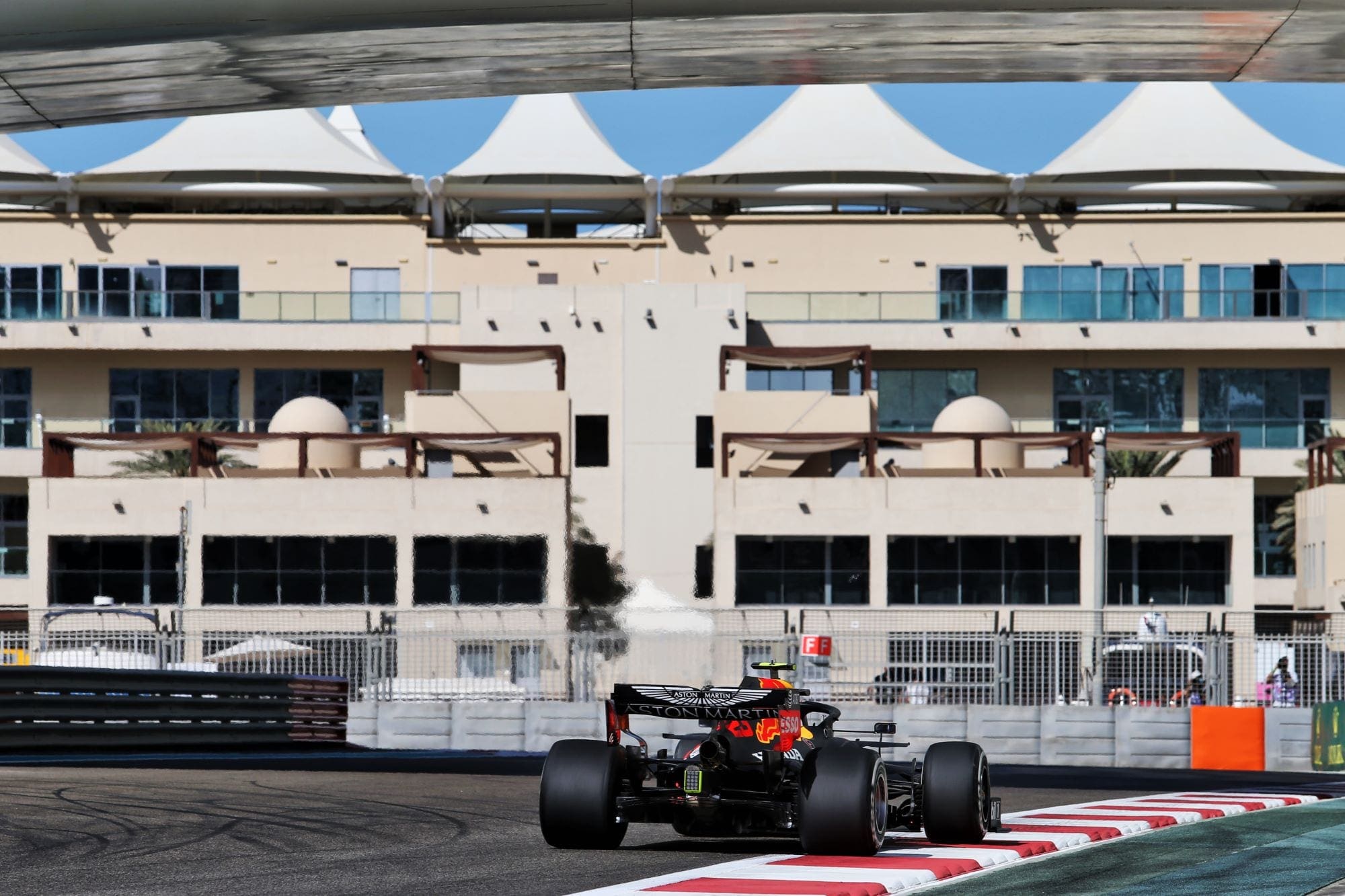 Galeria: confira as imagens desta sexta-feira da F1 na Yas Marina Galeria: confira as imagens desta sexta-feira da F1 na Yas Marina
