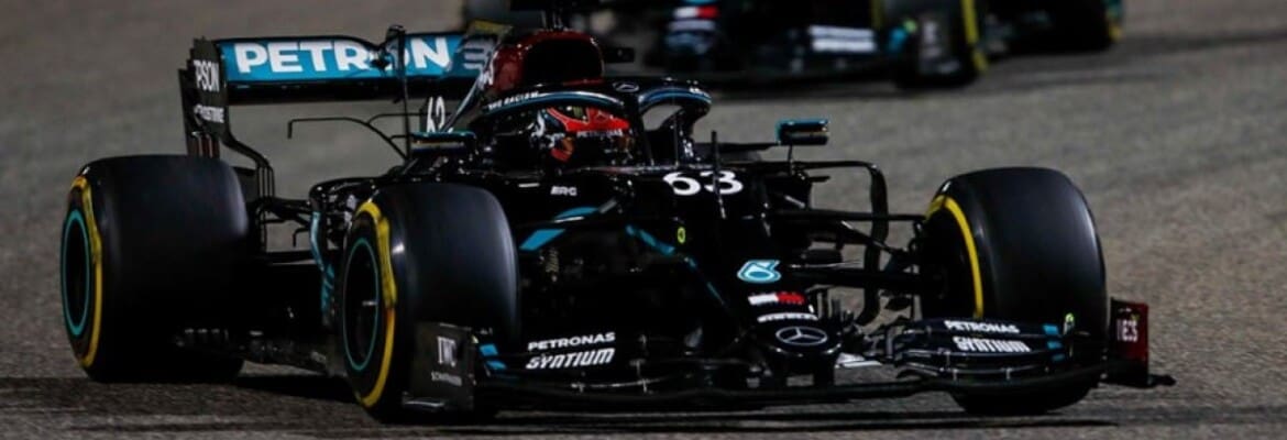 “Espero ter causado dor de cabeça”, diz Russell sobre sua participação na Mercedes