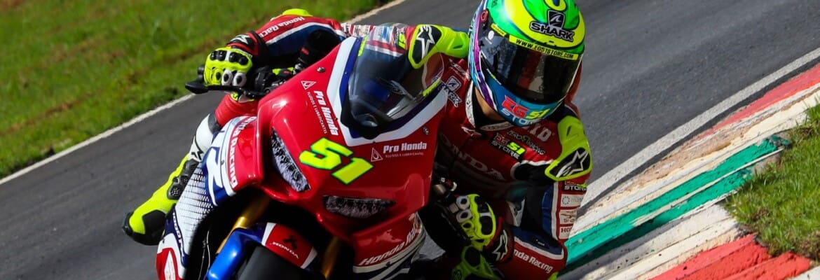 Granado crava pole e cumpre meta rumo ao tetracampeonato