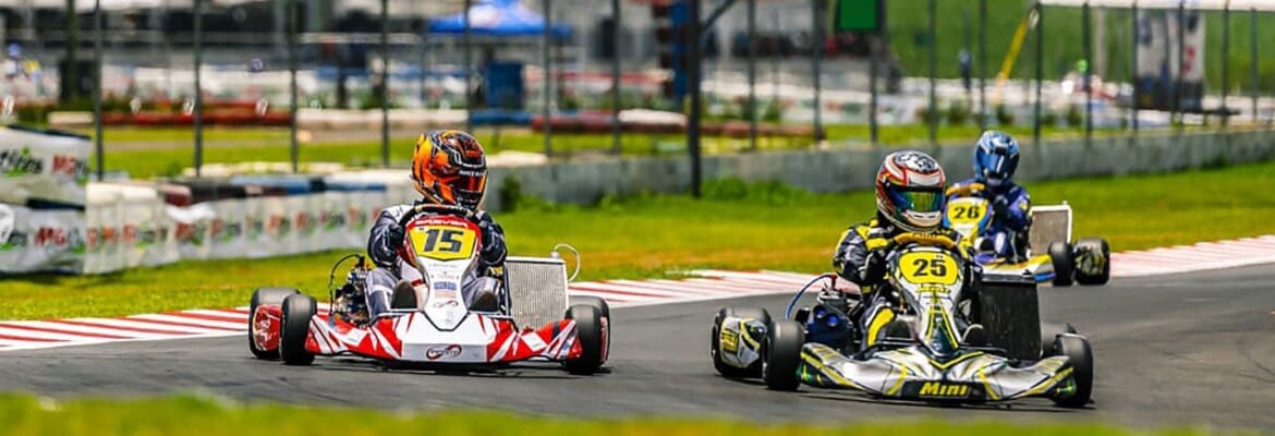 Karts na pista para o 55º Brasileiro de Kart PRO HONDA