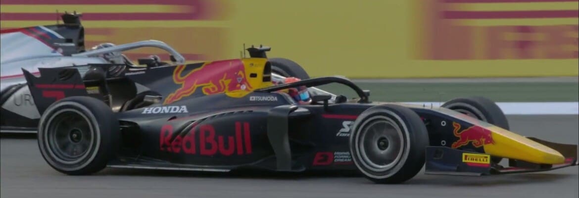 F2: Tsunoda supera Mazepin no final e vence em Sakhir