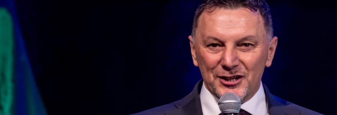 Proprietário da equipe Gresini é hospitalizado após contrair a COVID-19