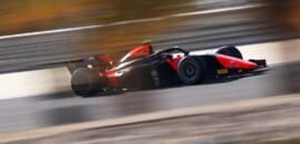 Delétraz lidera quinta-feira de testes da F2; Drugovich é o melhor da tarde