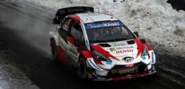 Sébastien Ogier lidera etapa de sábado na WRC