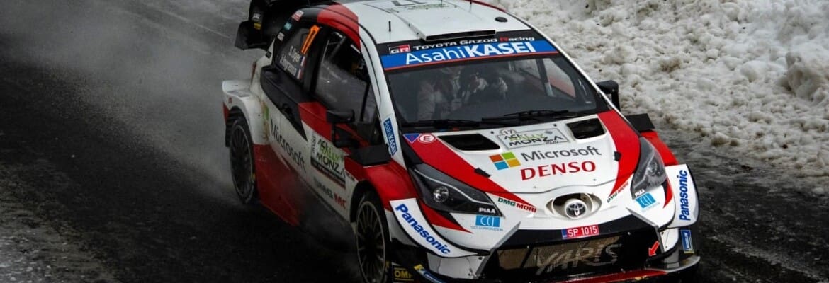 Sébastien Ogier lidera etapa de sábado na WRC