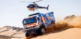 Dmitry Sotnikov vence segunda etapa da categoria de caminhões do Rally Dakar