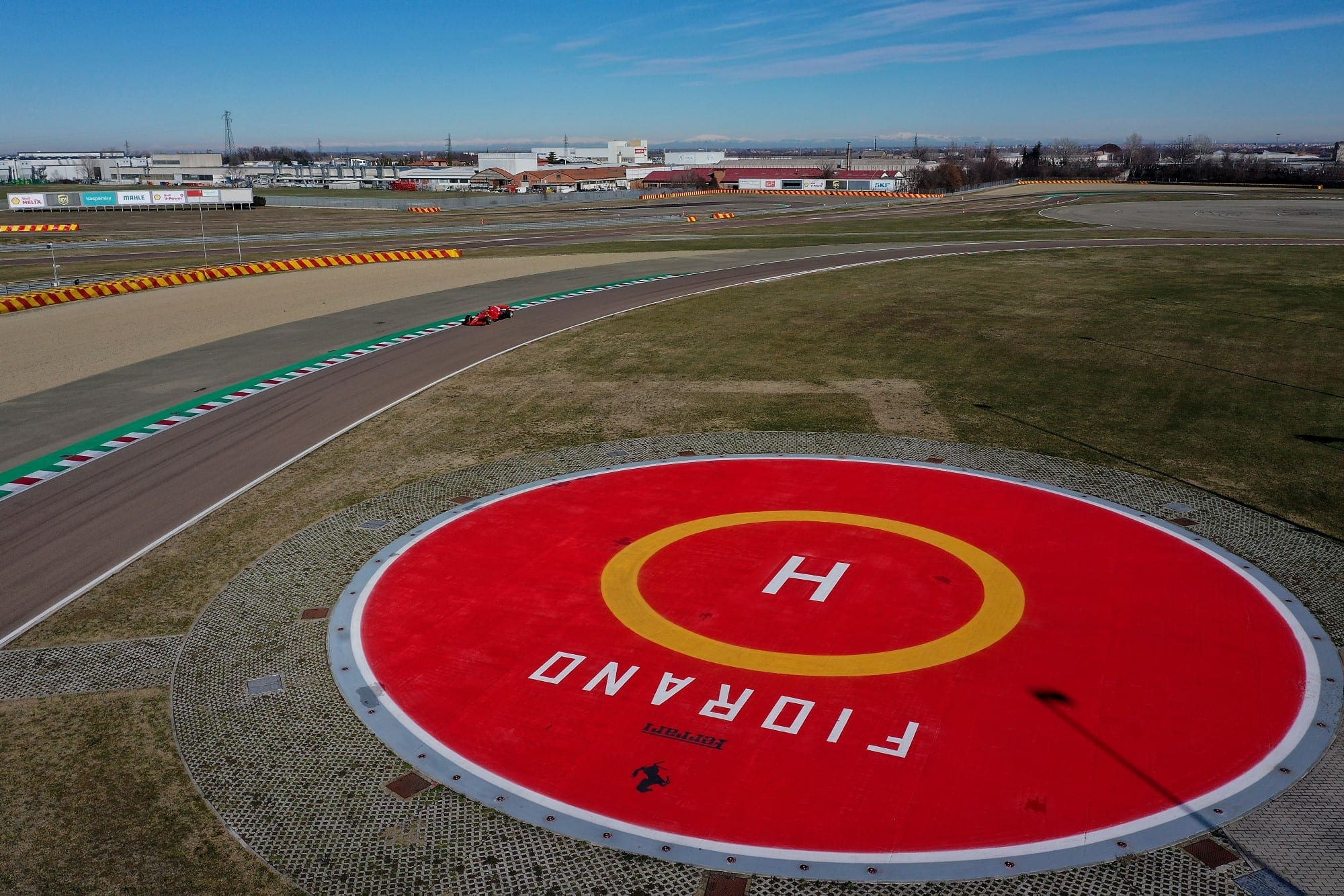 Galeria: Charles Leclerc tem dia de testes com a Ferrari em Fiorano Fiorano - Ferrari