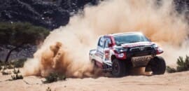 De Villiers vence quinta especial do Dakar 2021; Peterhansel lidera
