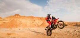 Benavides vence especial e vira líder do Dakar nas motos