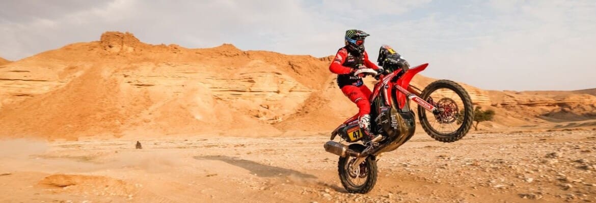 Benavides vence especial e vira líder do Dakar nas motos