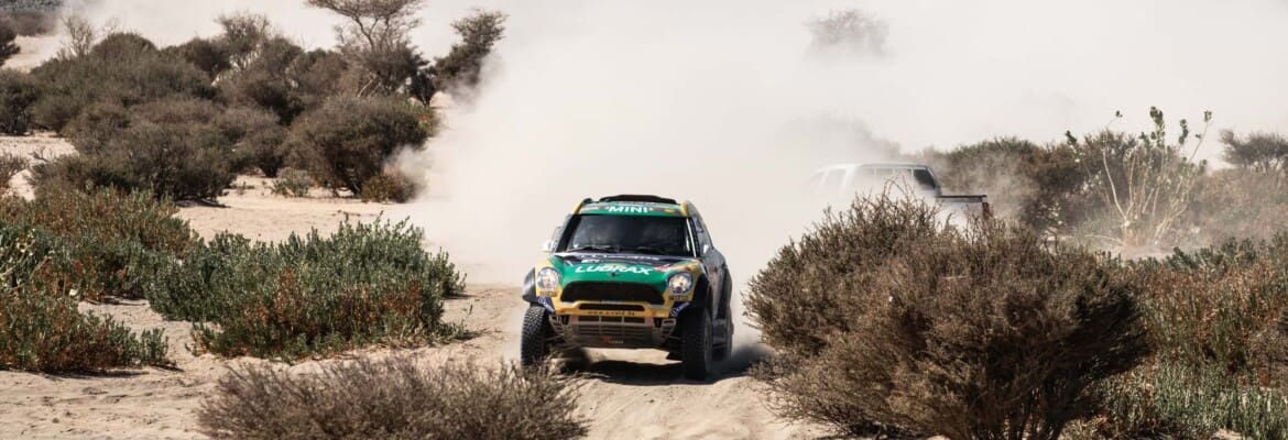 Guiga Spinelli e Youssef Haddad superam 2 furos de pneus e seguem na disputa do Dakar