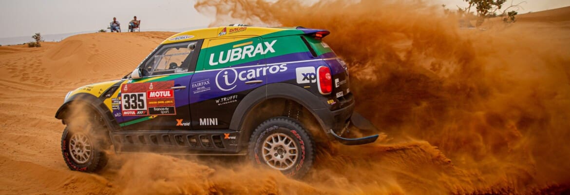 Após dia mais difícil do Dakar, Guiga Spinelli e Youssef Haddad entram no top-15 entre os carros