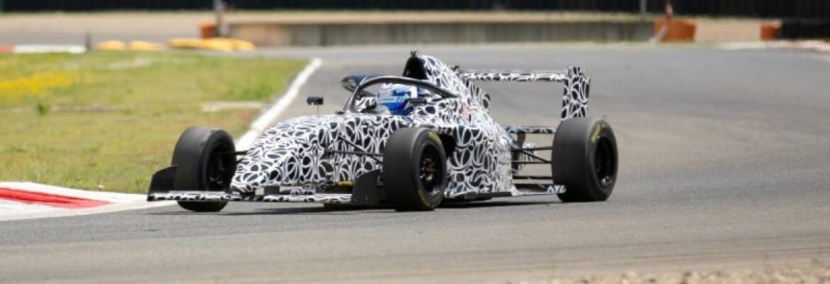 Segunda geração de carros da F4 devem entrar em produção nos próximos meses