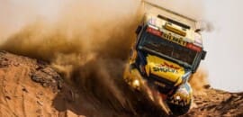 Martin Macík vence pela primeira vez na categoria de caminhões do Dakar