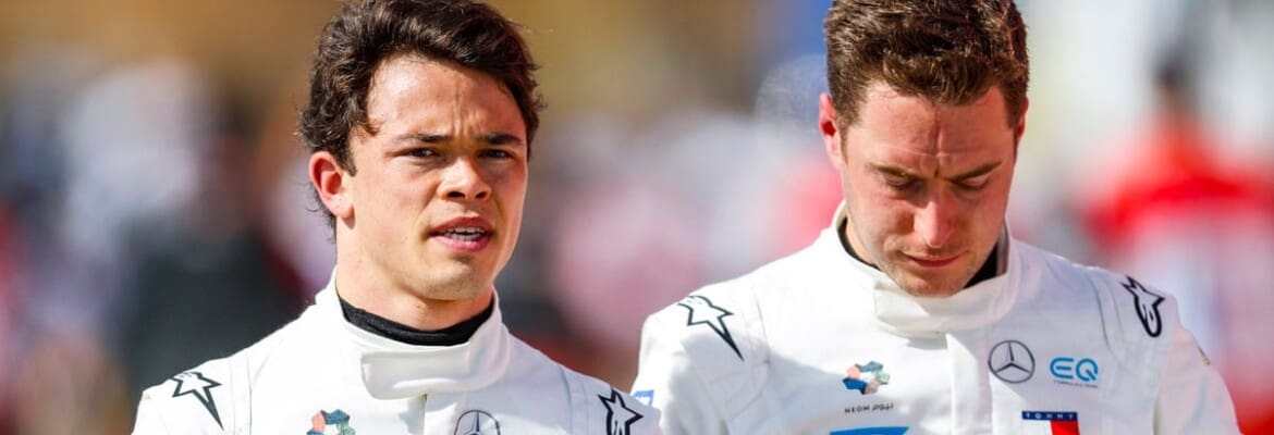 Do show no 1° dia à decepção, Mercedes deixa Diriyah em 2° lugar após eprix caótico