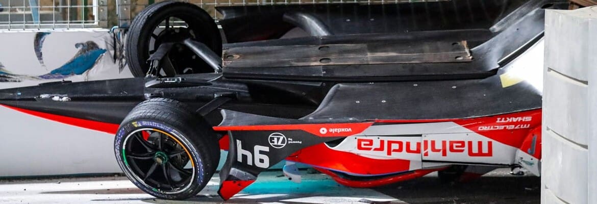 Câmera de segurança mostra novas imagens do acidente de Alex Lynn na Fórmula E