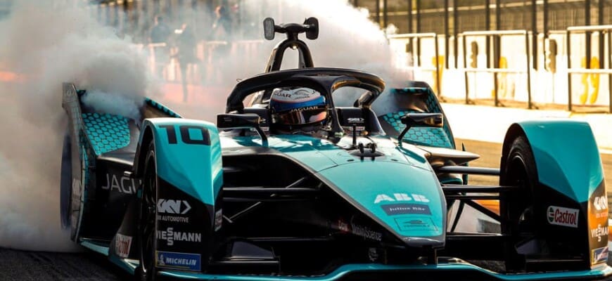 9 dias para a 7ª temporada da Fórmula E: Jaguar Racing 9 dias para a 7ª temporada da Fórmula E: Jaguar Racing