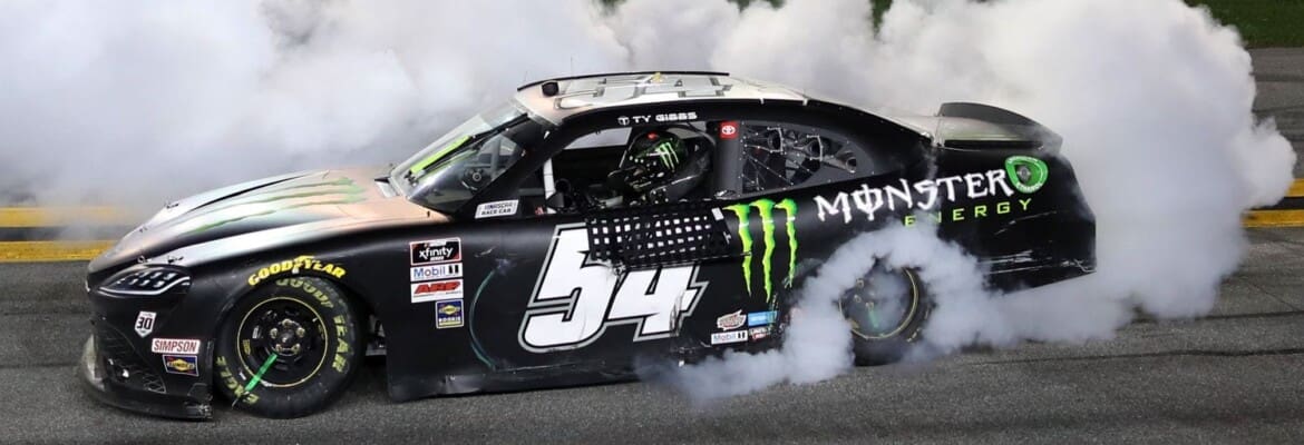 Ty Gibbs vence em estreia na Nascar Xfinity Series; Paludo fica entre os dez