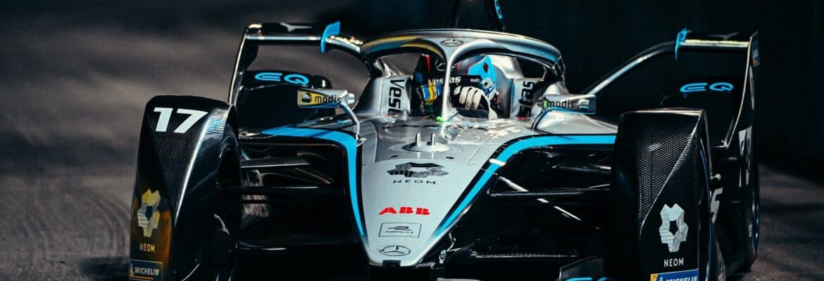 Nyck de Vries vence de ponta a ponta o ePrix de Diriyah