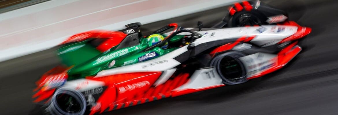 Na estreia, Lucas di Grassi faz corrida de recuperação e foca no 2° ePrix em Diriyah