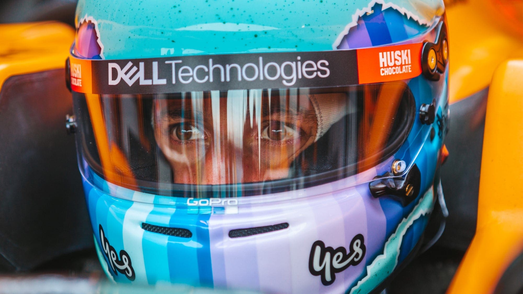 Galeria: primeiras imagens no McLaren MCL35M na pista de Silverstone Daniel Ricciardo (McLaren)