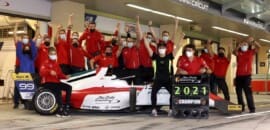 Guanyu Zhou é campeão da F3 asiática
