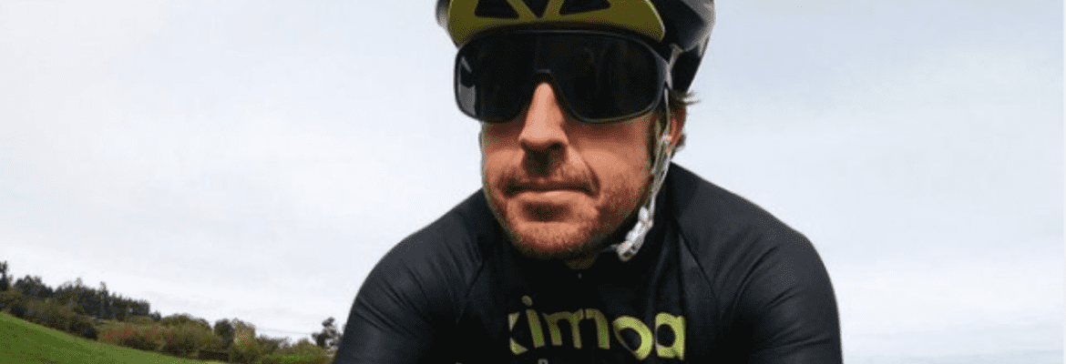 Alonso passa por cirurgia, mas deve estar apto para o Bahrein Alonso passa por cirurgia, mas deve estar apto para o Bahrein