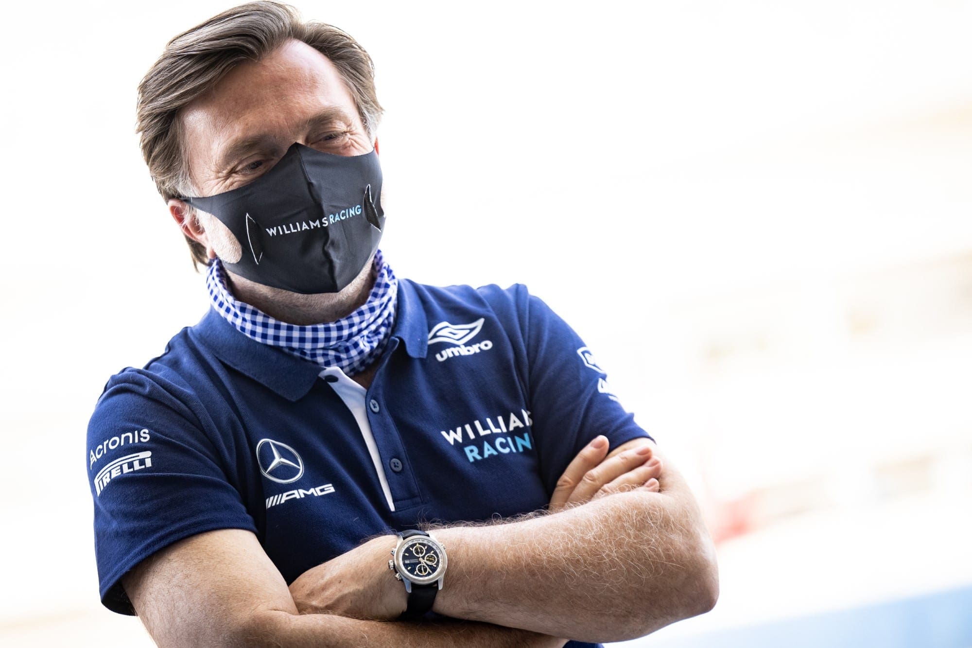Confira as imagens do primeiro dia de testes da F1 no Bahrein
