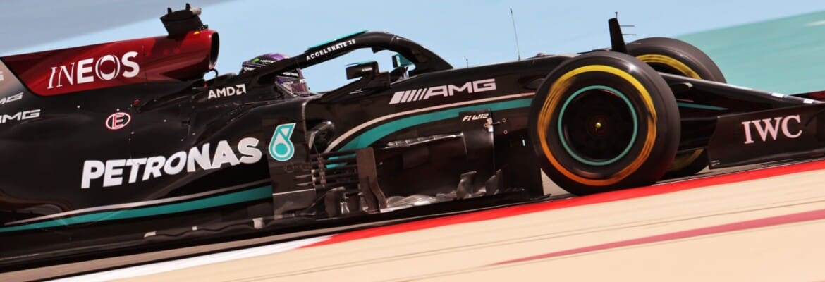 Mercedes F1 continua no Bahrein para dia de filmagem