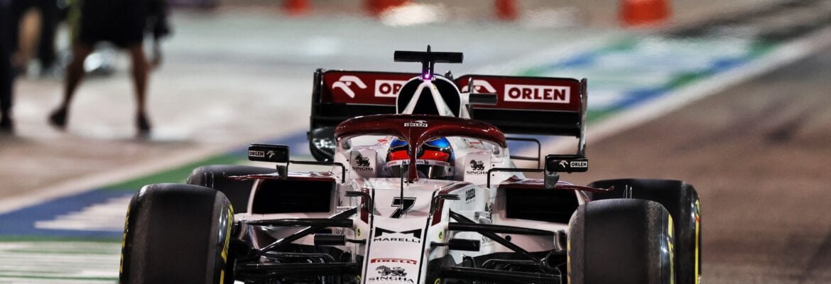 Räikkönen e Giovinazzi elogiam bom desempenho da Alfa Romeo no GP do Bahrein de F1