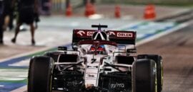 Räikkönen e Giovinazzi elogiam bom desempenho da Alfa Romeo no GP do Bahrein de F1