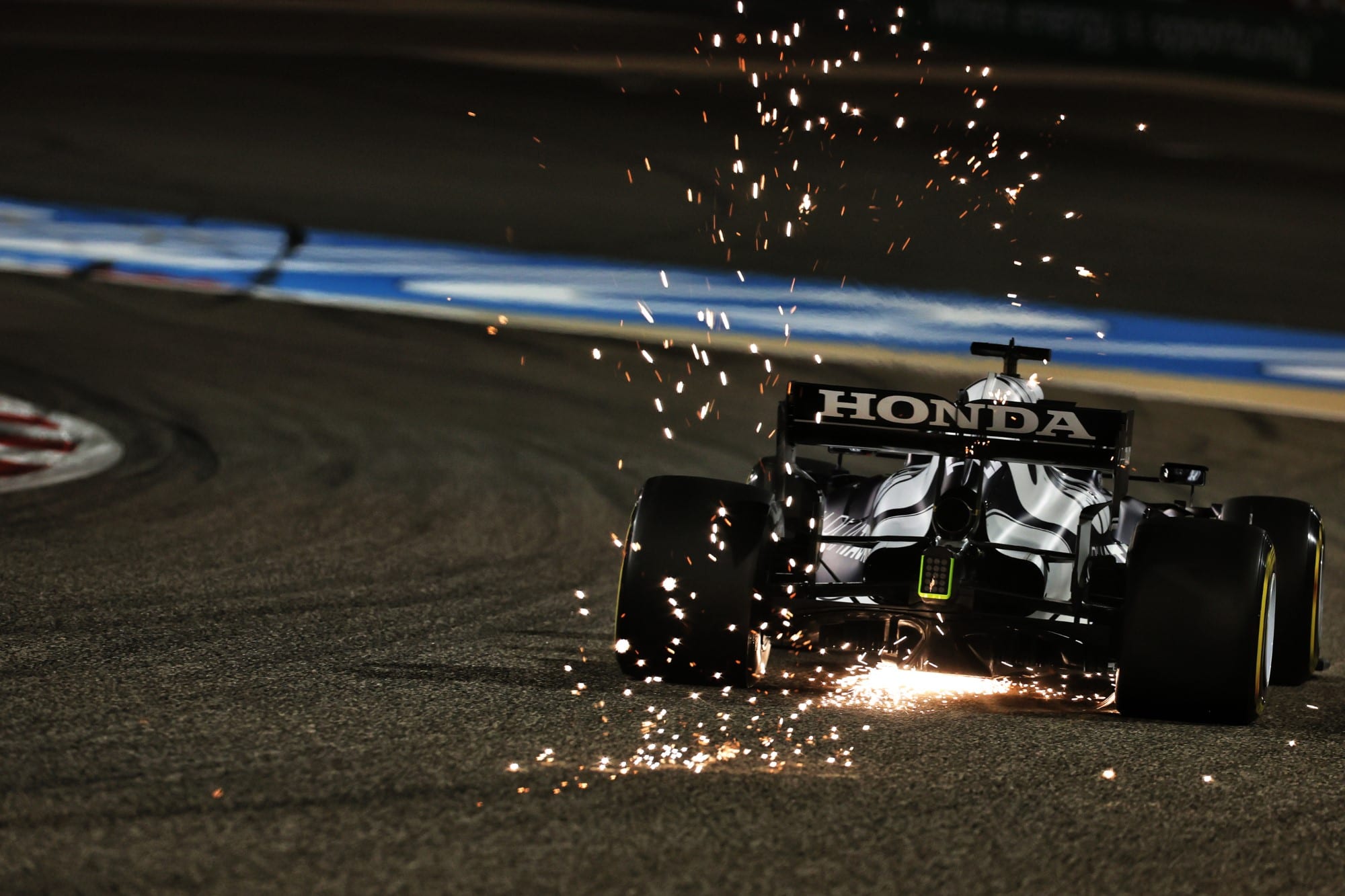 Galeria: confiras as imagens deste sábado da F1 no Bahrein Yuki Tsunoda (AlphaTauri) GP do Bahrein de F1 2021