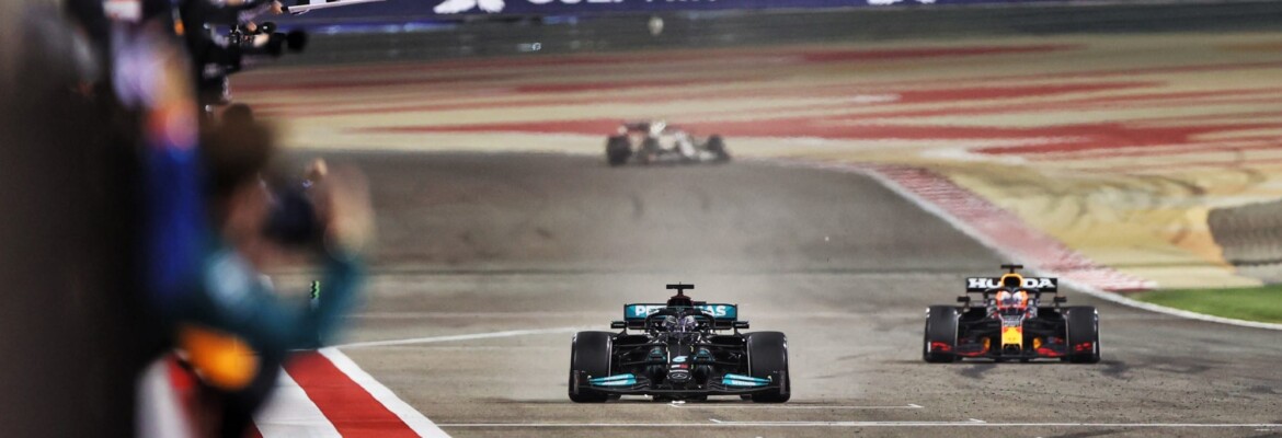 Lewis Hamilton (Mercedes) Pódio - GP do Bahrein F1 2021