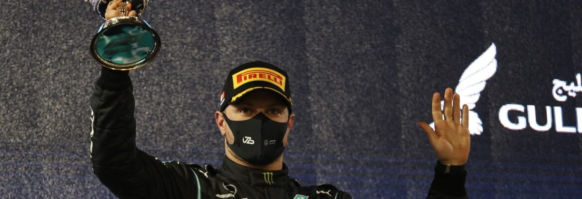 Mercedes explica erro no pit stop de Bottas no GP do Bahrein de F1