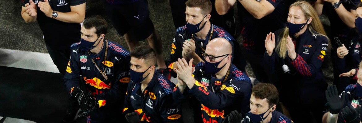 Possíveis problemas para o pessoal da F1, após vacinação no Bahrein Possíveis problemas para o pessoal da F1, após vacinação no Bahrein