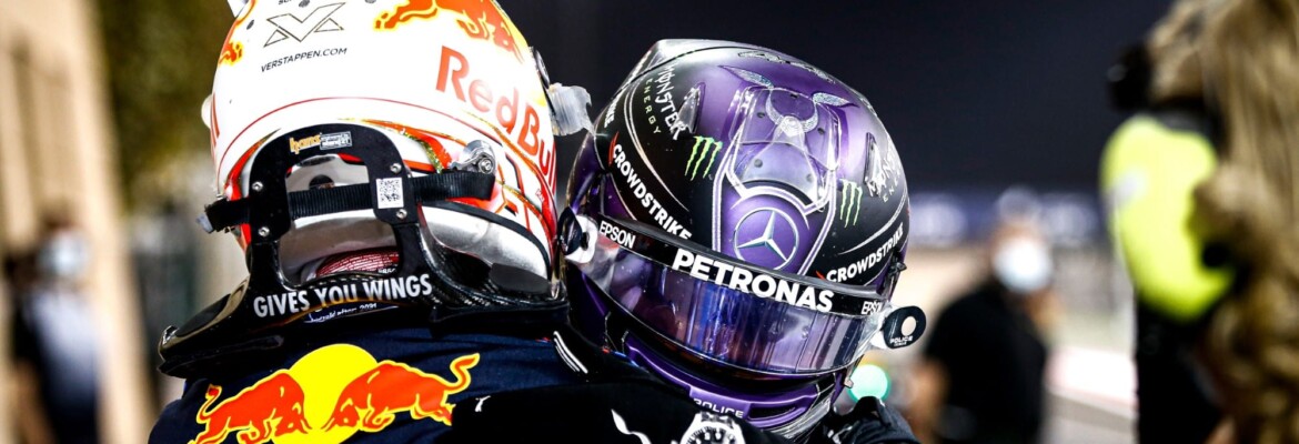 Max Verstappen e Lewis Hamilton (Mercedes) Pódio - GP do Bahrein F1 2021