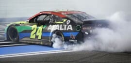 Nascar: Byron dispara no segmento final e vence em Homestead