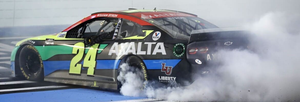 Nascar: Byron dispara no segmento final e vence em Homestead