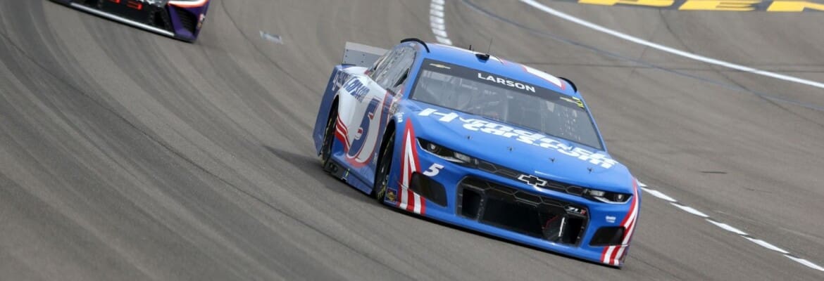 Kyle Larson domina e vence etapa de Las Vegas da Nascar