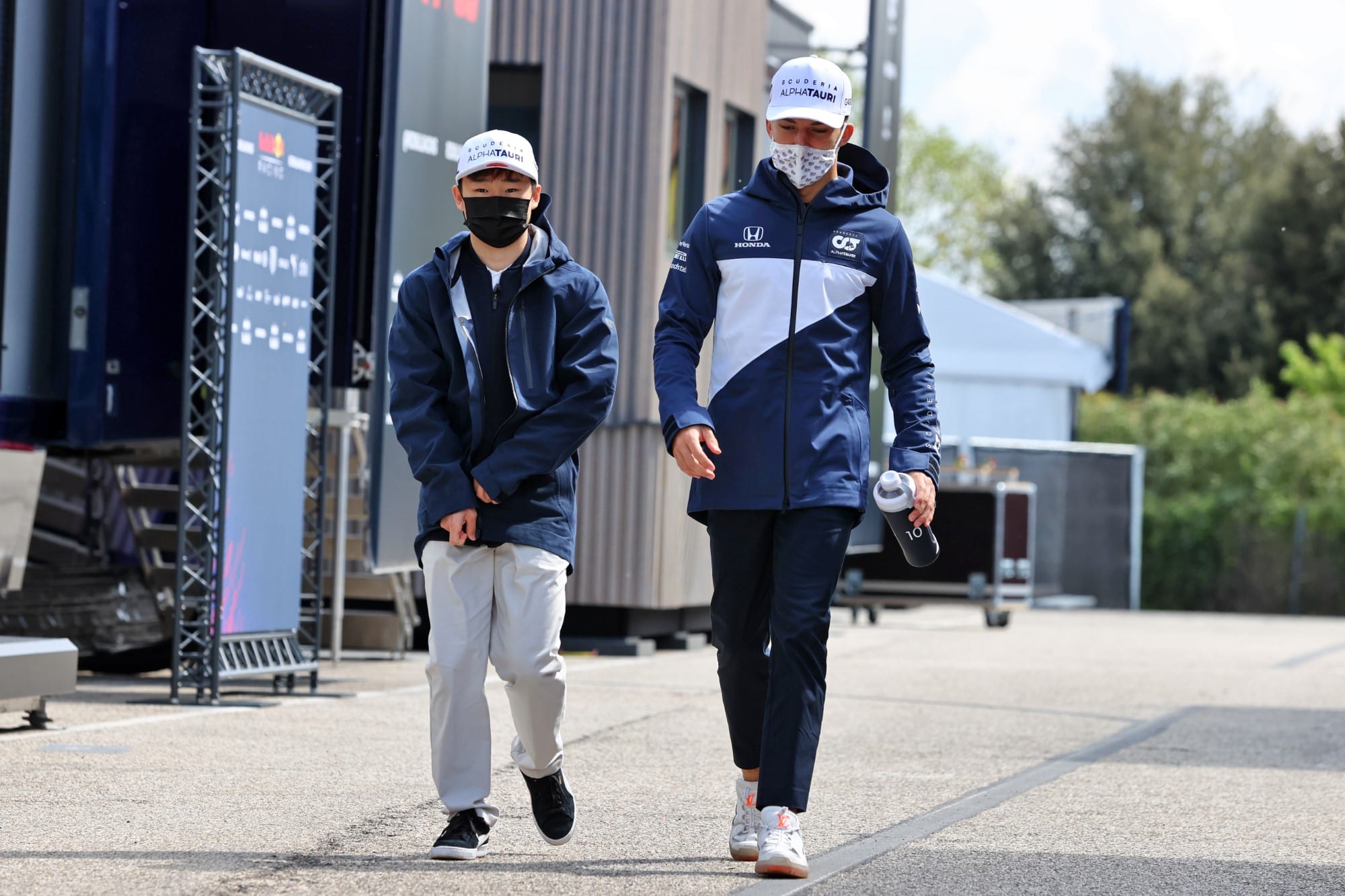 ”Pode dar zebra”: André Negrão, campeão de Le Mans, analisa o novo grid da F-1 Yuki Tsunoda e Pierre Gasly (AlphaTauri) GP da Emília-Romanha F1 2021 - Ímola
