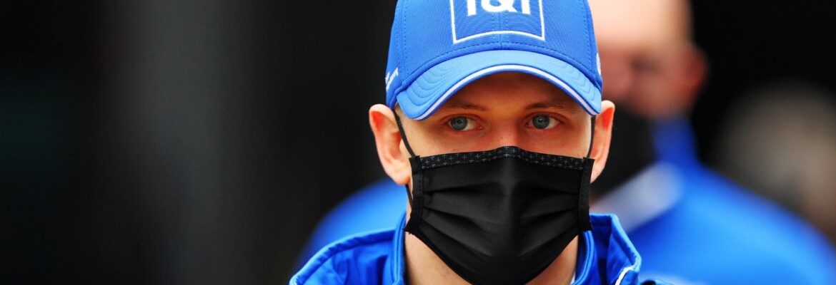 Mick Schumacher diz que seu futuro na F1 será decidido após negociações com a Ferrari