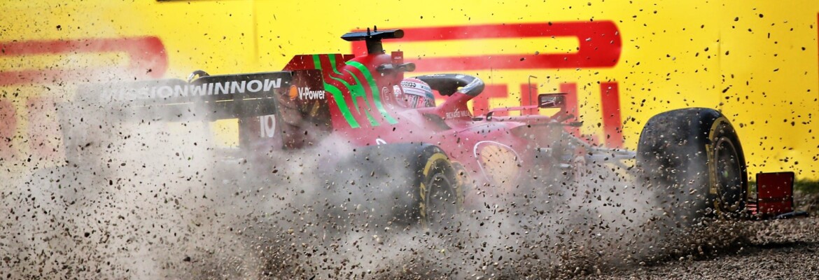 Galeria: confira as imagens do acidente de Leclerc de F1 em Ímola