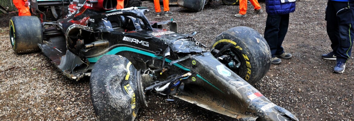 Bottas demonstra irritação com atitude de Russell após GP da F1 em Ímola: “Obviamente foi culpa dele”