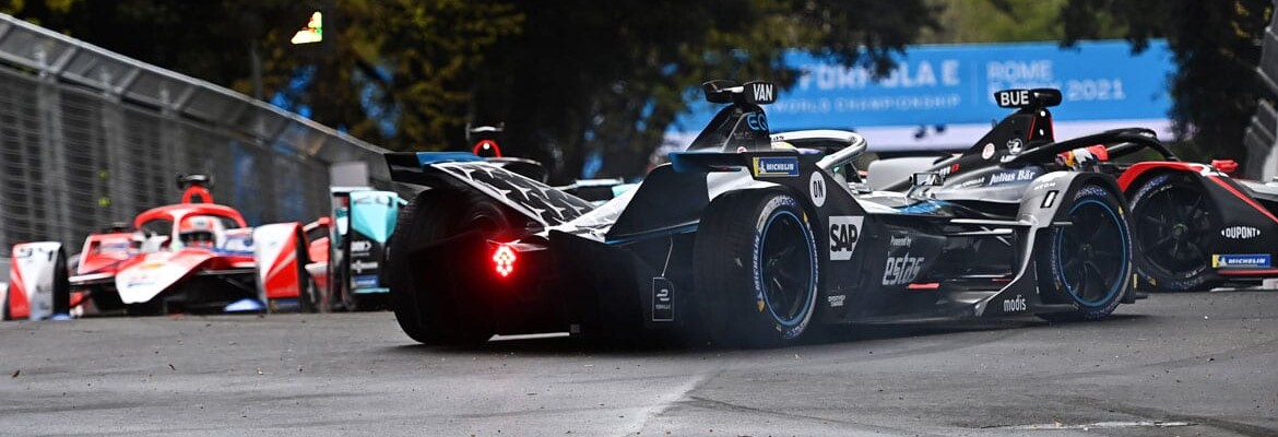 Que dia para a Mercedes na Fórmula E! Da pole a frustração na Cidade Eterna