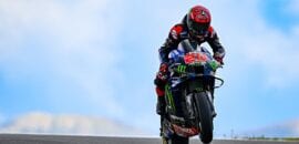 Quartararo vê rivais caírem e vence em Portugal; Márquez é 7º